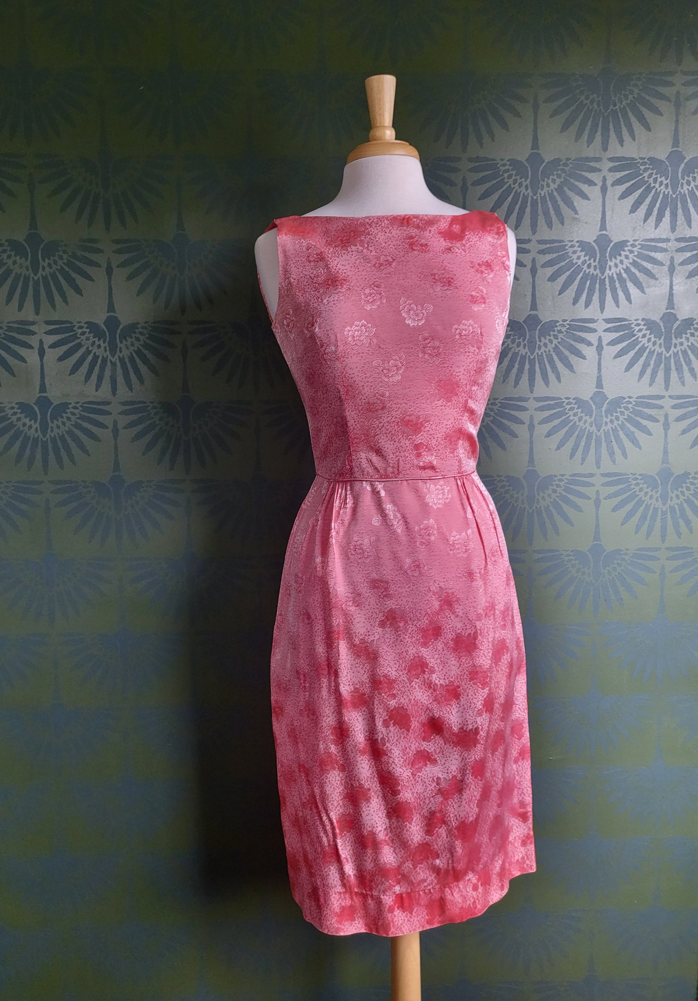 Pink 1960s dress cheap