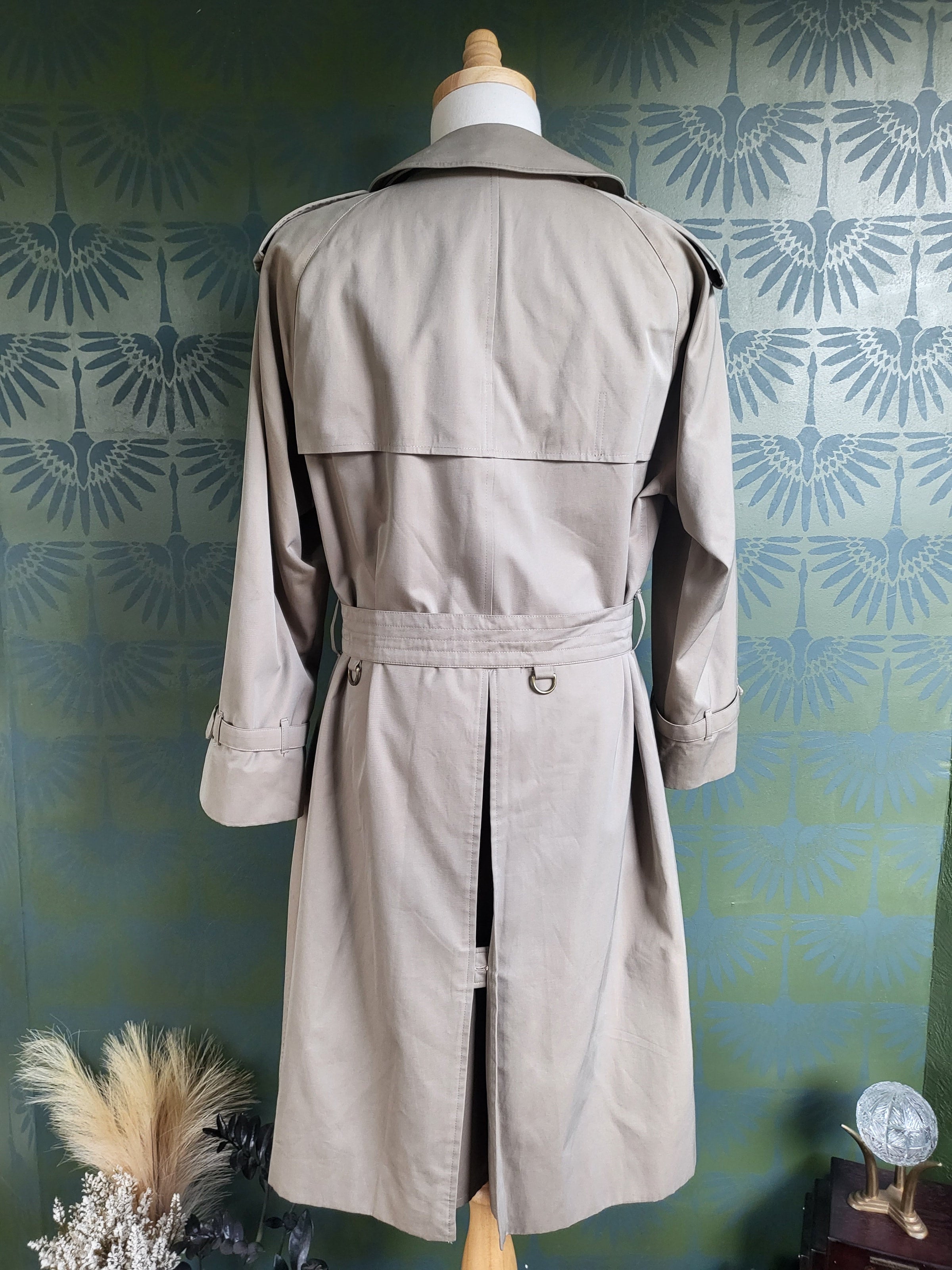 Aquascutum trench coat vintage online